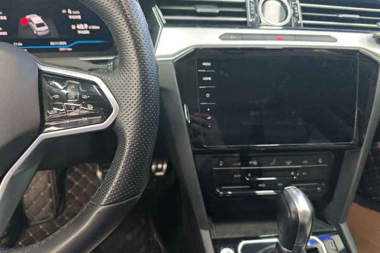 大众 迈腾 2023款 200万辆纪念版 330TSI DSG豪华型局部细节16