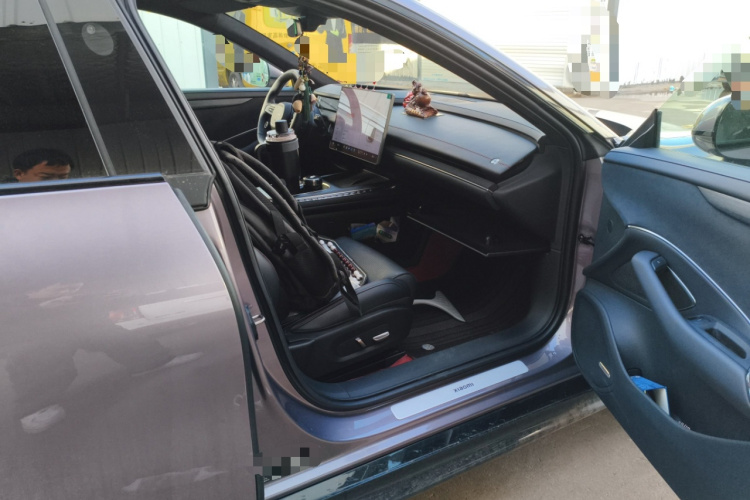 小米汽车 小米SU7 2024款 四驱Max创始版局部细节9005