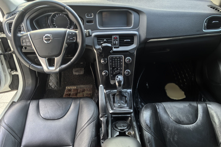 沃尔沃V40 2017款 T3 智逸版中控内饰7003