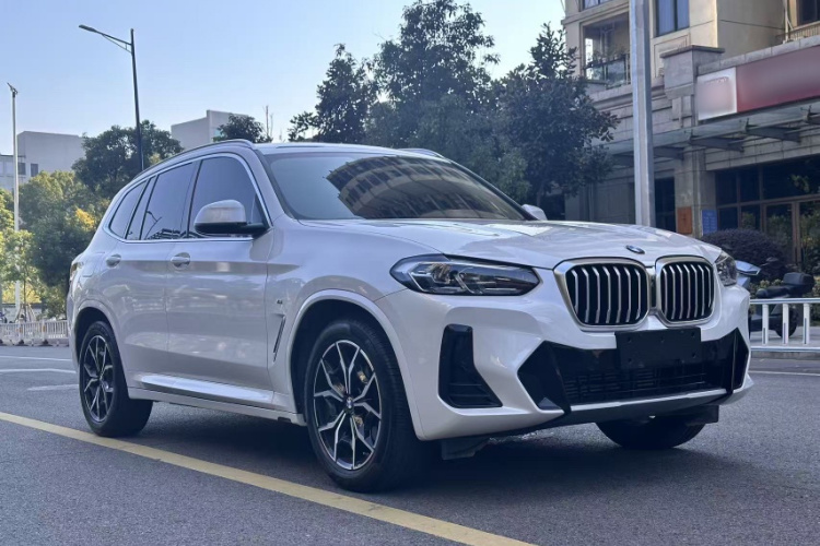 宝马X3 2022款 改款 xDrive25i M运动套装车身外观6008
