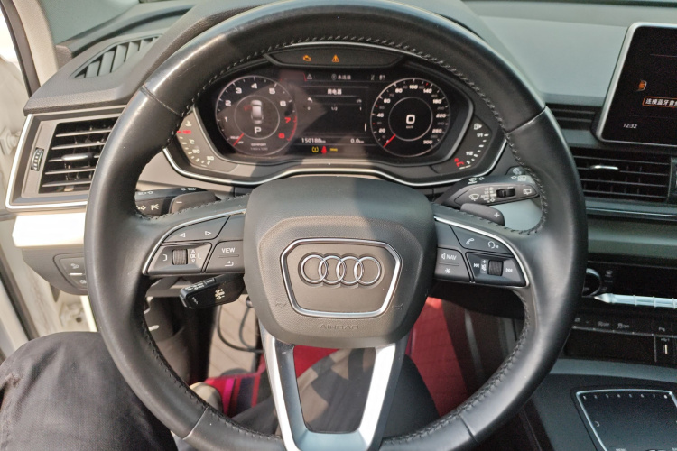 奥迪Q5L 2020款 改款 40 TFSI 荣享时尚型局部细节13