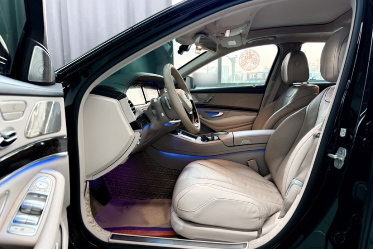 奔驰S级 2014款 S 320 L 商务型中控内饰7002