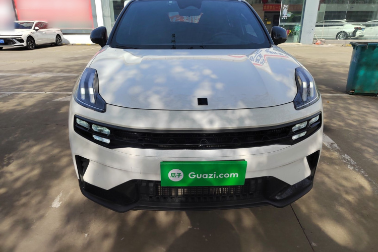 领克06 2023款 Remix 1.5T 劲Halo车身外观2