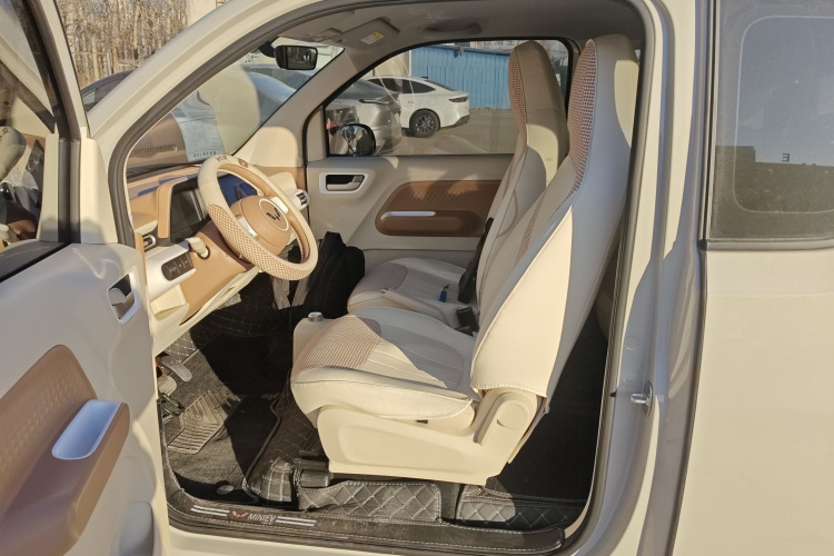 五菱汽车 宏光MINIEV 2024款 第三代 215km 青春版中控内饰19