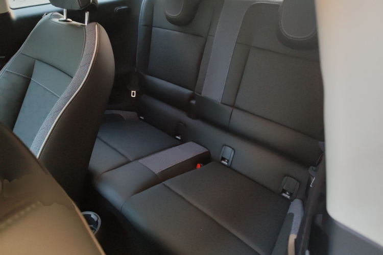 电动MINI COOPER 2024款 456km COOPER E 经典派中控内饰21