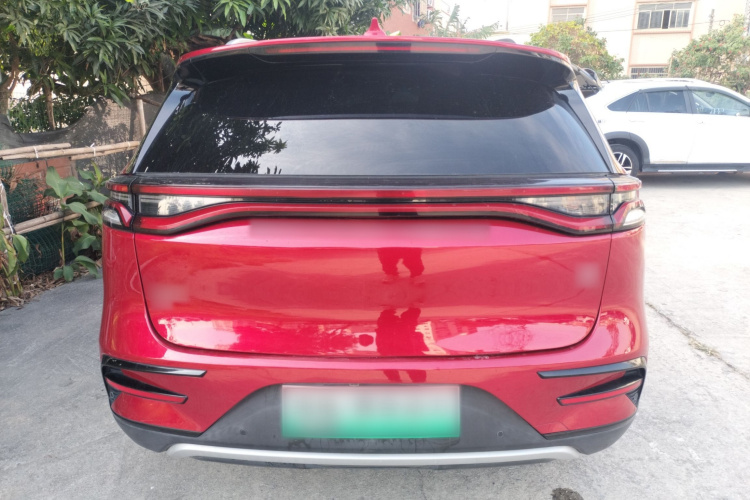 比亚迪 唐新能源 2021款 DM 2.0T 四驱高性能版创世旗舰型车身外观6