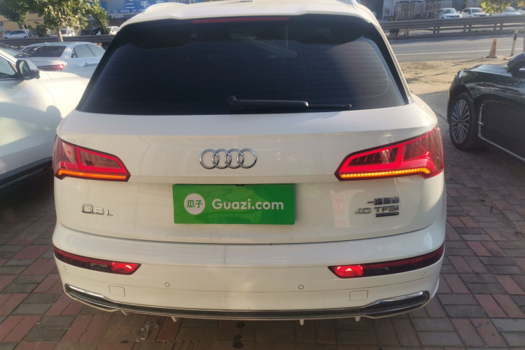 奥迪Q5L 2020款 改款 40 TFSI 荣享时尚型车身外观6