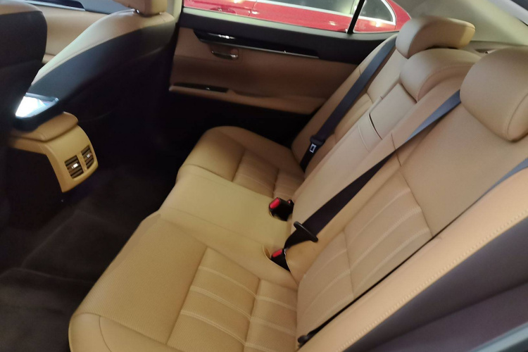 雷克萨斯ES 2016款 200 Midnight特别限量版中控内饰7004