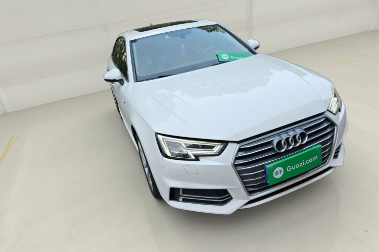 奥迪A4L 2018款 30周年年型 40 TFSI 时尚型车身外观3