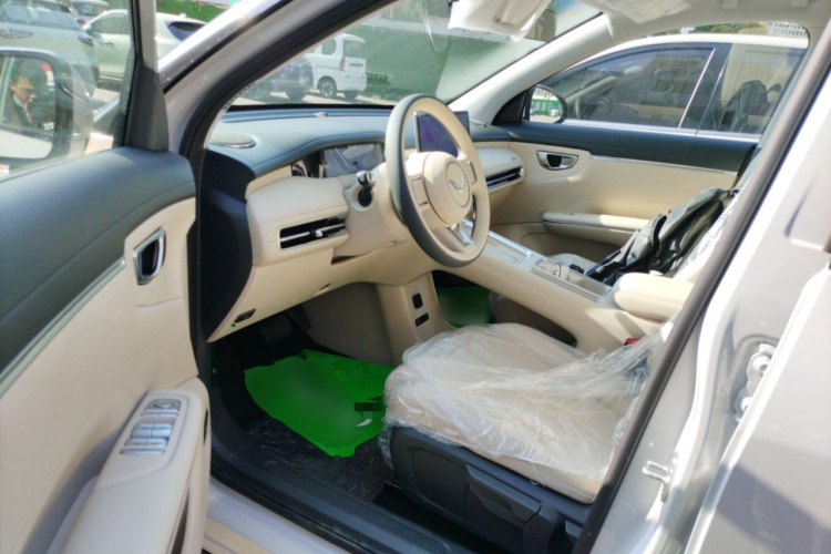 五菱汽车 缤果S 2025款 325km 尊享款中控内饰20