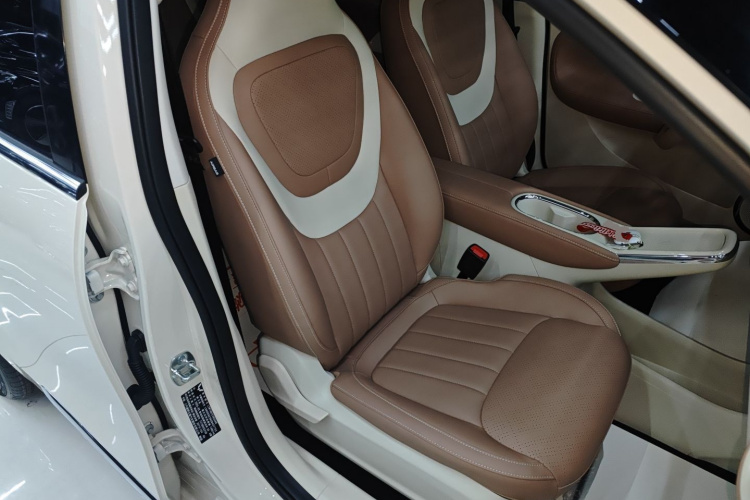 五菱汽车 五菱缤果 2025款 333km 灵犀尊享款局部细节41