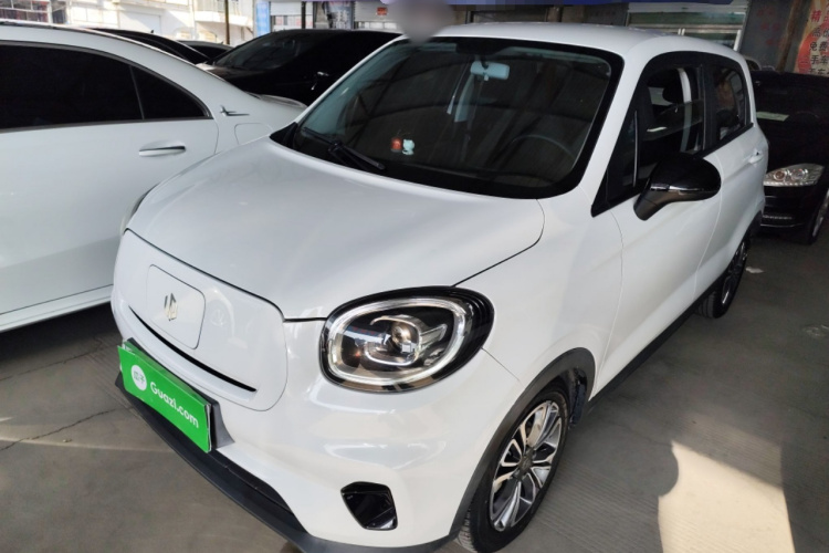 零跑汽车 零跑T03 2020款 400轻享版车身外观1