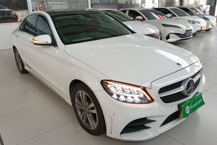 奔驰C级 2021款 C 200 L 时尚型运动版车身外观3