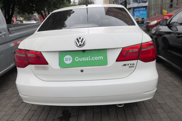 大众 捷达 2015款 1.6L 自动时尚型车身外观6