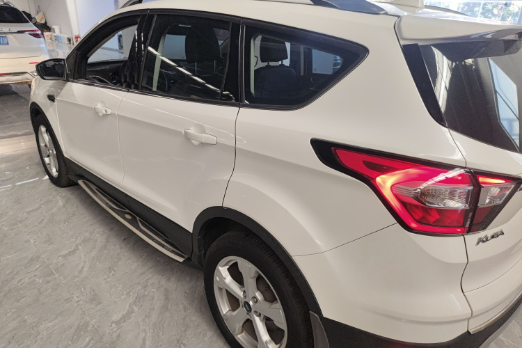 福特 翼虎 2018款 EcoBoost 180 两驱铂翼型车身外观4