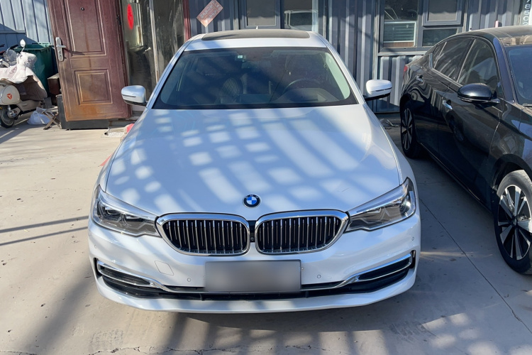 宝马5系 2020款 530Li 尊享型 豪华套装车身外观6001