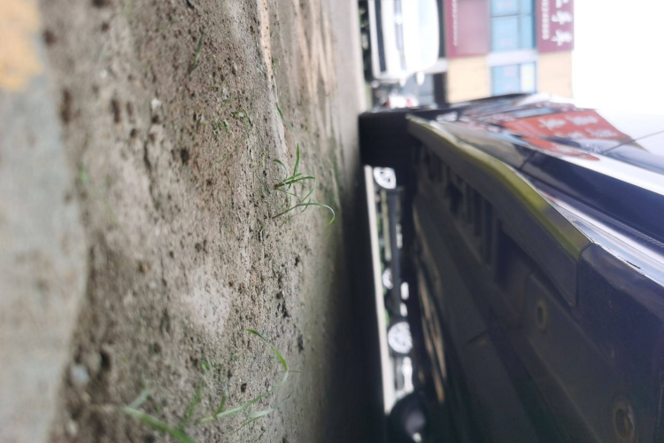 长安UNI-T 2022款 2.0T 运动版 尊贵型局部细节9002