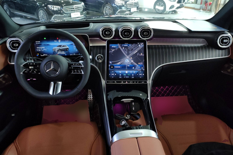 奔驰GLC 2023款 改款 GLC 300 L 4MATIC 豪华型 7座中控内饰12
