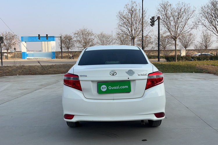 丰田 威驰 2014款 1.5L 自动智臻版车身外观6005