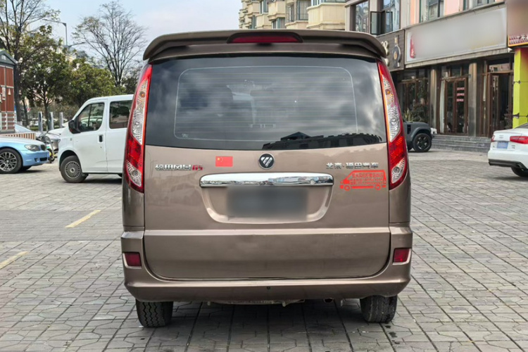 福田 风景G5 2020款 2.0L长轴平顶9座多用途乘用车1TZS车身外观6005