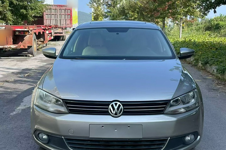 大众 速腾 2014款 1.6L 手动舒适型车身外观6001