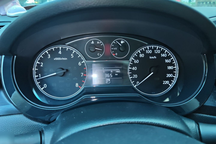 日产 骐达TIIDA 2014款 1.6L CVT酷咖版局部细节14