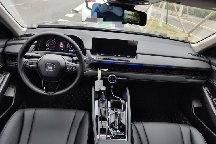 本田 雅阁 2025款 260TURBO 豪华版中控内饰12