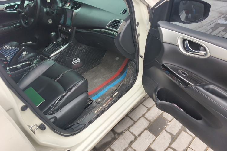 日产 轩逸 2022款 经典 1.6XE CVT舒适版局部细节9005