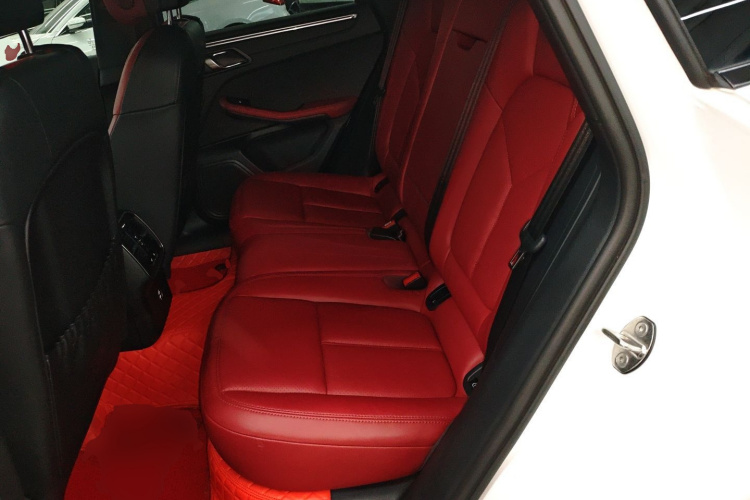 保时捷 2024款 Macan 2.0T中控内饰21