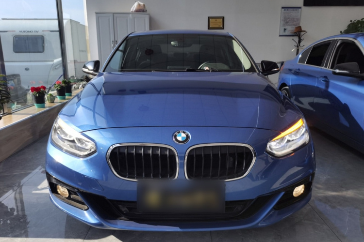 宝马1系 2018款 120i 设计套装型车身外观2