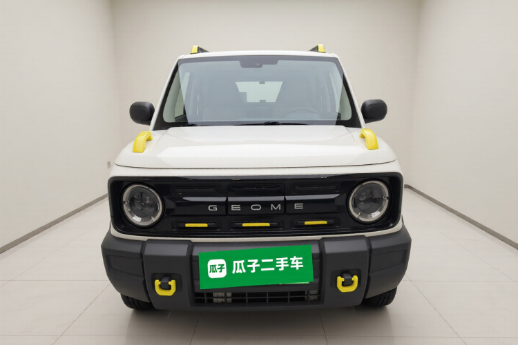 吉利银河 2024款 200km 熊猫骑士车身外观2