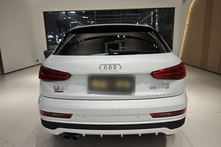 奥迪Q3 2018款 30周年年型 35 TFSI 运动型车身外观6005