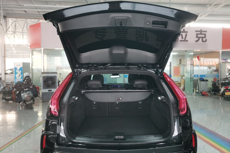 凯迪拉克XT4 2024款 28T 两驱尊贵型局部细节23