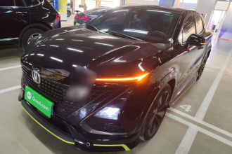 长安UNI-T 2022款 1.5T 运动版 旗舰型