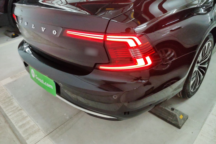 沃尔沃S90 2023款 B5 智逸豪华版车身外观6006