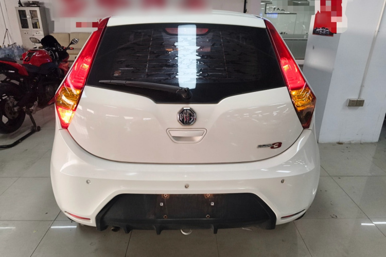 名爵3 2016款 1.3L AMT舒适版车身外观6004