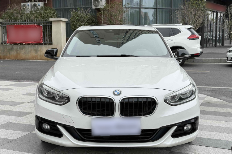 宝马1系 2017款 118i 运动型车身外观6002