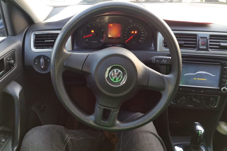 大众 桑塔纳 2015款 1.6L 自动舒适版中控内饰13