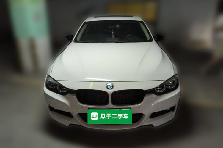 宝马3系 2019款 320Li M运动曜夜版车身外观6001