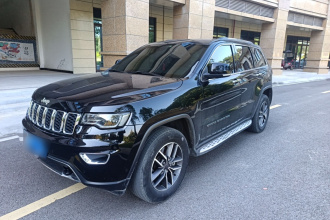 Jeep 大切诺基(进口) 2020款 3.0L 专业导航版