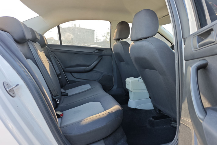 斯柯达 昕锐 2016款 1.4L 手动前行版中控内饰7004