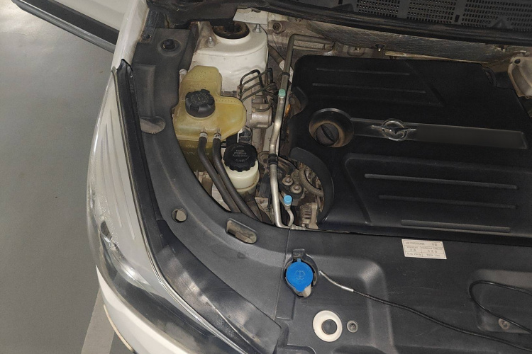 海马S5 2015款 1.5T CVT豪华型局部细节9006