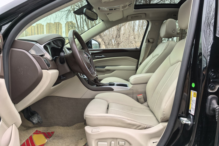 凯迪拉克SRX 2013款 3.0L 精英型车身外观6006