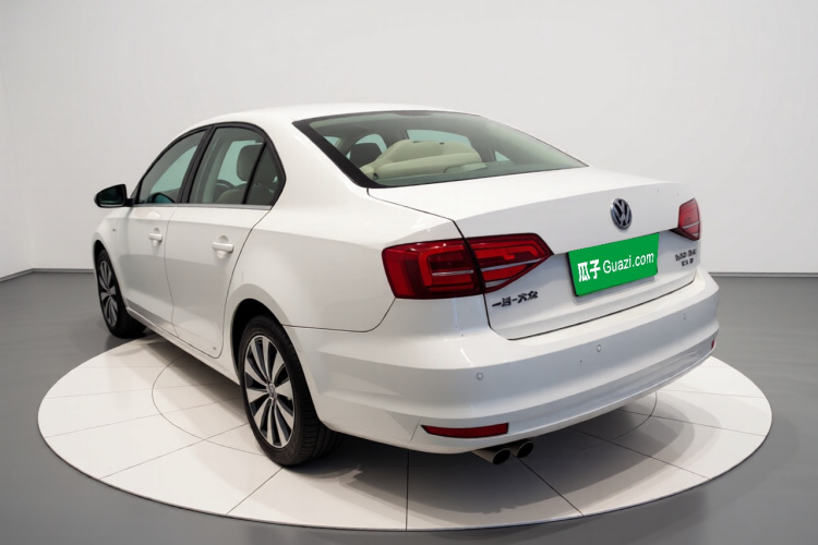 大众 速腾 2017款 230TSI 手动舒适型车身外观5