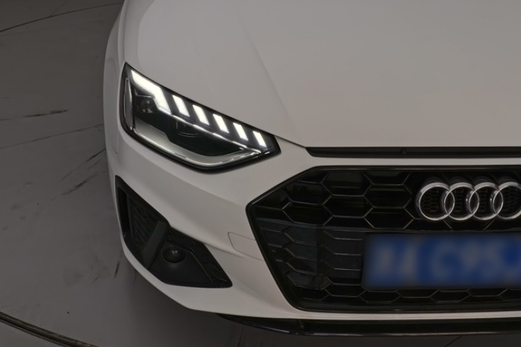奥迪A4L 2022款 40 TFSI 豪华动感型车身外观6003