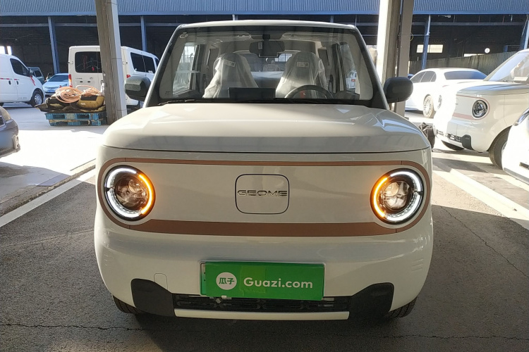 吉利银河 2024款 熊猫mini 200km 耐力熊车身外观2