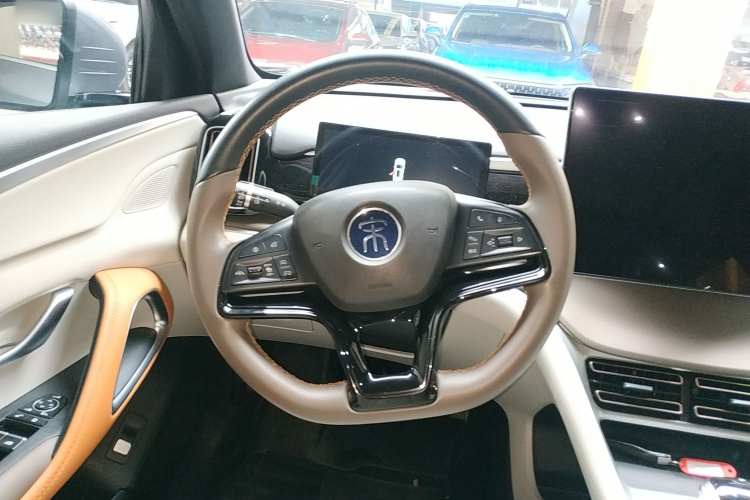 比亚迪 宋Pro新能源 2023款 冠军版 DM-i 110KM卓越型中控内饰13