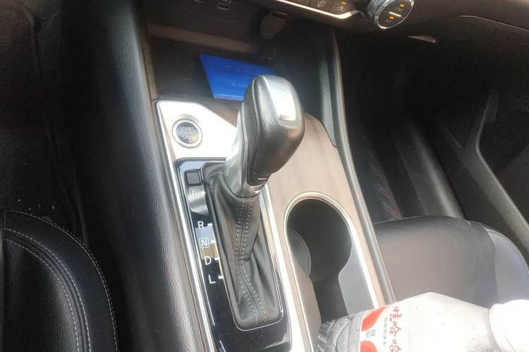 日产 天籁 2021款 2.0L XL 舒适版局部细节18