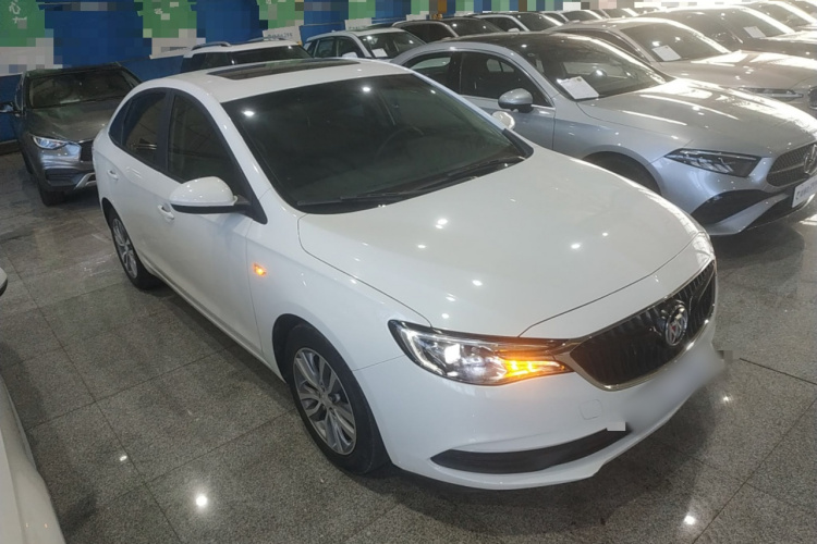 别克 英朗 2021款 1.3T 自动轻混动精英型车身外观3