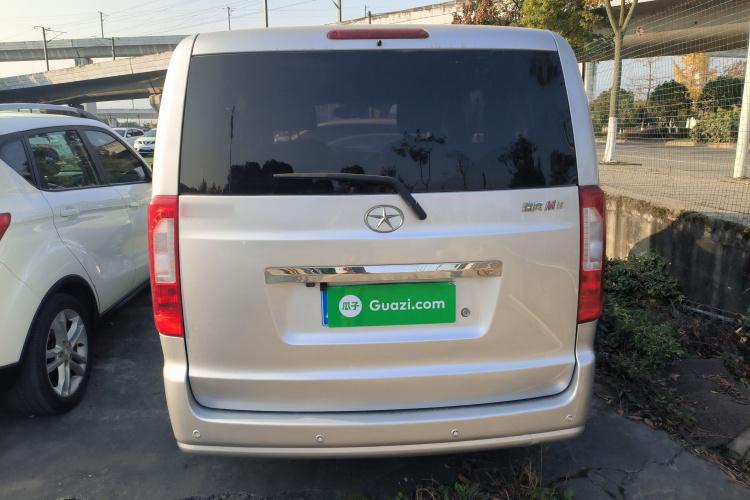 江淮瑞风 瑞风M3 2016款 宜家版 1.6L 豪华智能型车身外观6